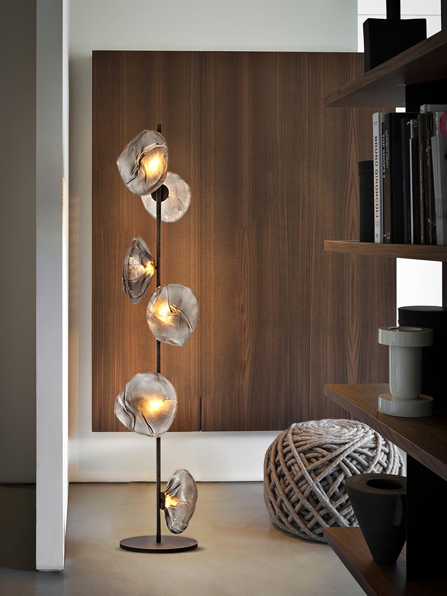 73.3 & 73.6 Stem Floor Lamp